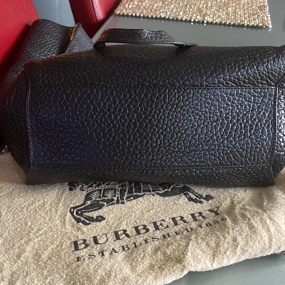 Burberry Used, but still in good condition. - Picture 14 of 16